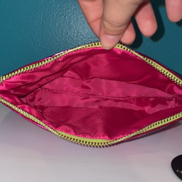 NWT Elf Pink Cosmetic Bag - Picture 7 of 10